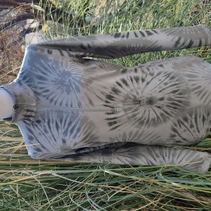 32 Degrees Sage Green 3/4 Athletic Top XS